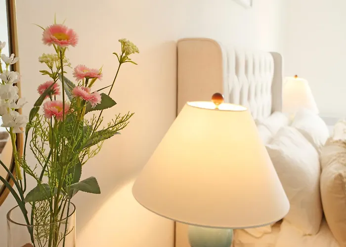 41 With Free Secure Parking * York