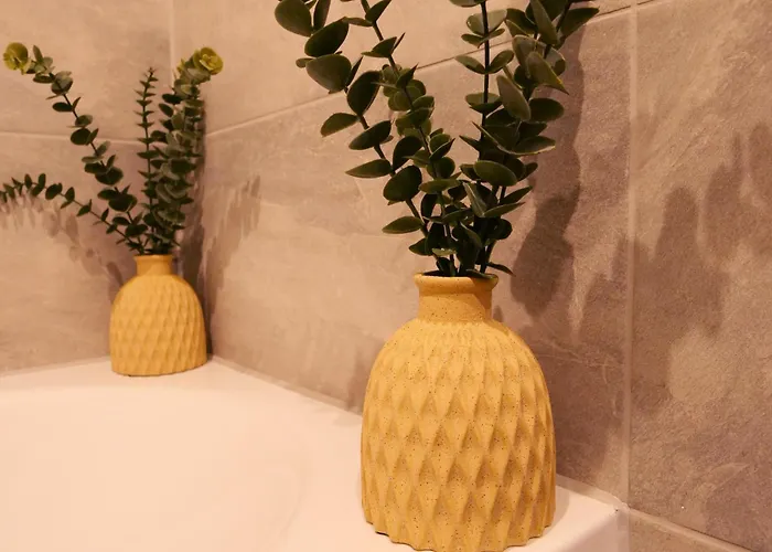 41 With Free Secure Parking *