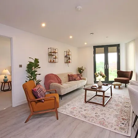 41 With Free Secure Parking Apartamento *